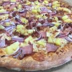 Best Hawaiian BBQ Pizza (Large) in Los Angeles, CA
